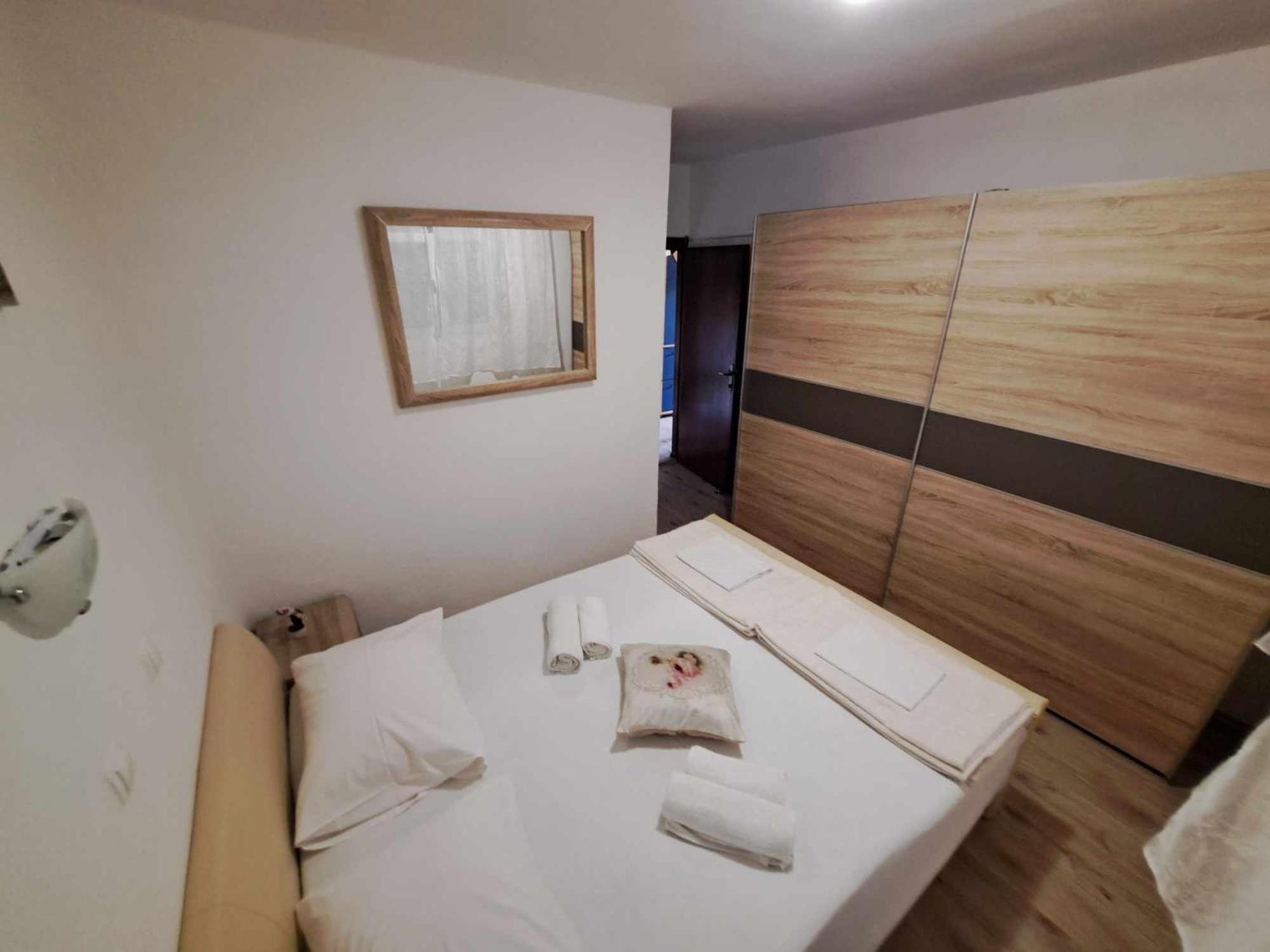 Apartments Lota Starigrad Paklenica Esterno foto